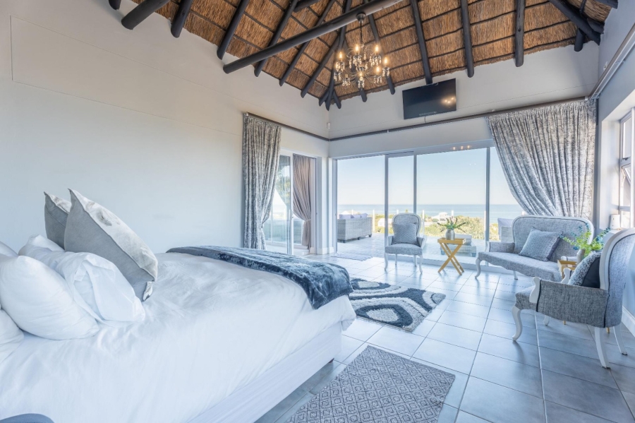 4 Bedroom Property for Sale in Cannon Rocks Eastern Cape